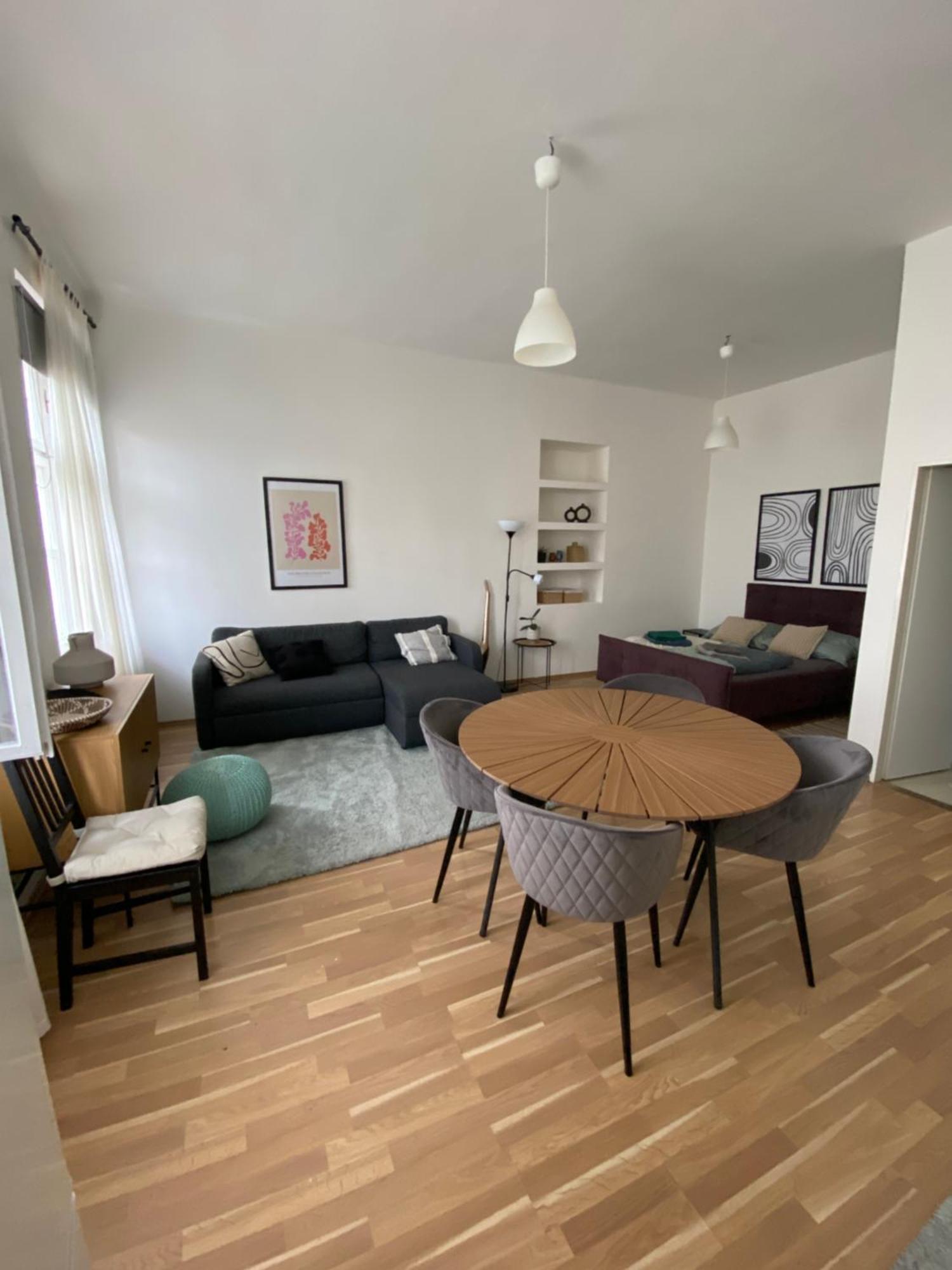 Roomy Apartment Close To Palmovka Praha Eksteriør bilde