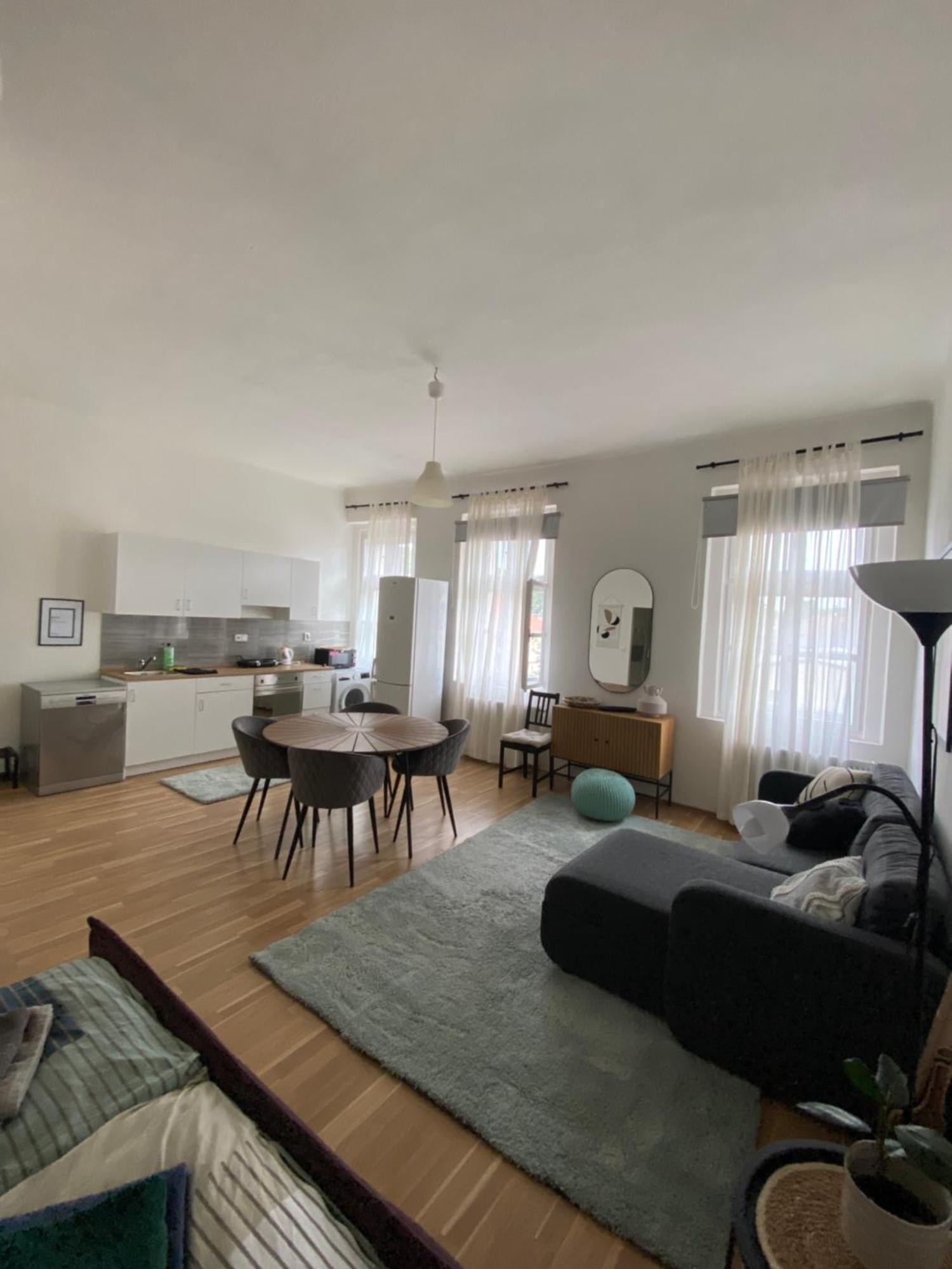 Roomy Apartment Close To Palmovka Praha Eksteriør bilde